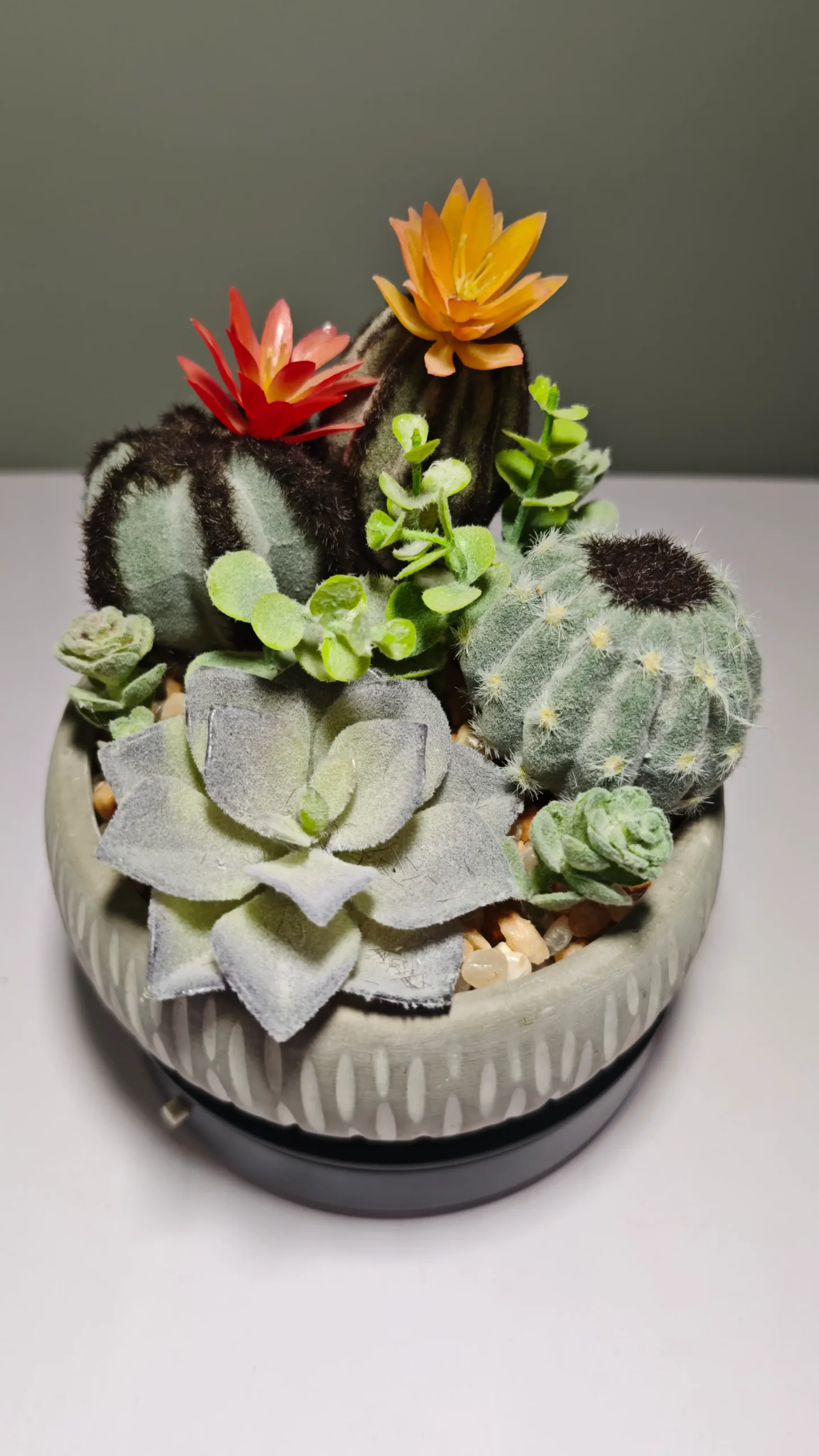 DR0063 (2) - Arranjo de Cactos e Suculentas Artificiais