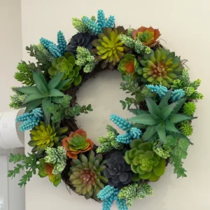 DR0102 (5) Arranjos c Suculentas em Forma de Coroa