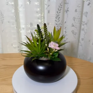 DR0147 (1) Suculentas Artificiais em Vaso Preto