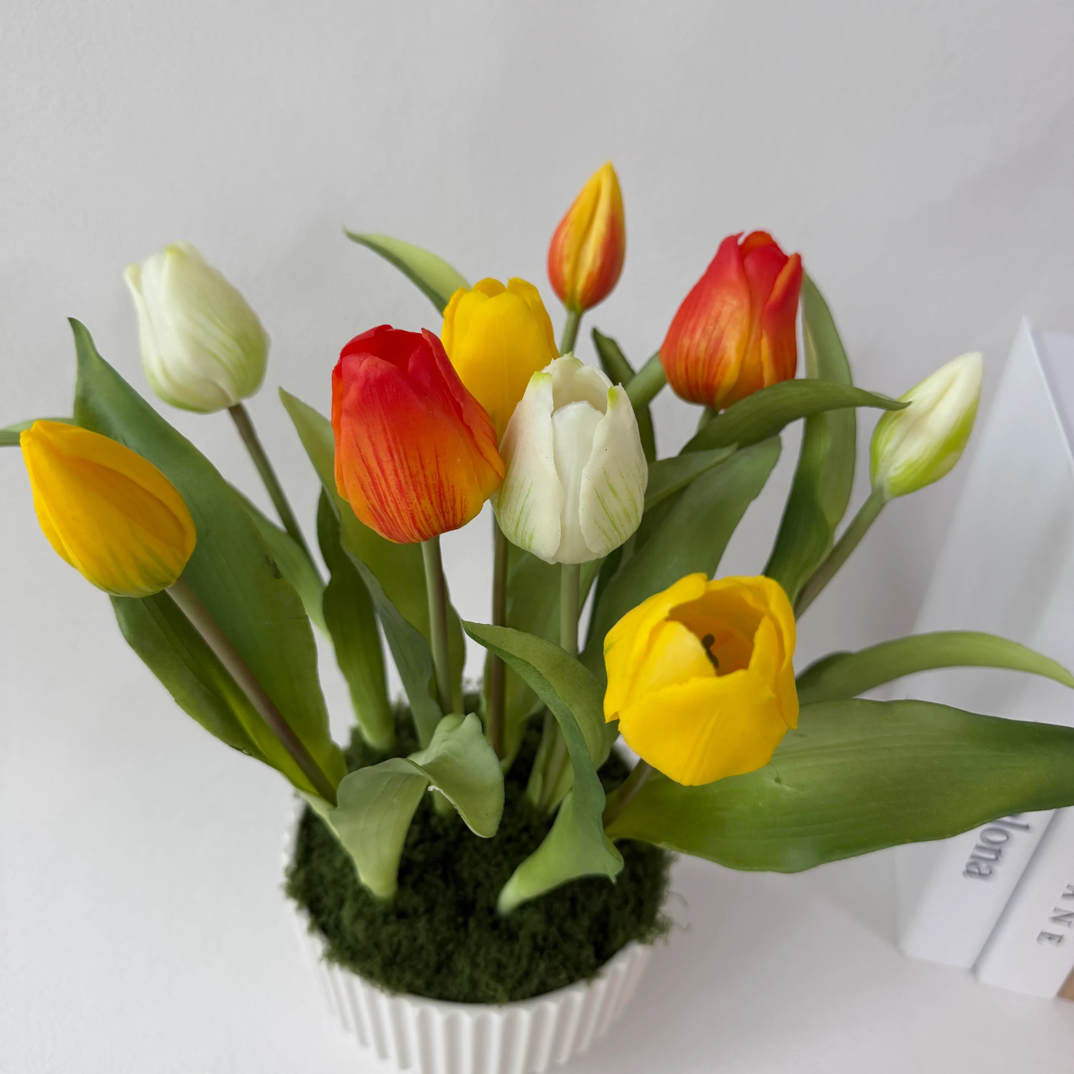 SE0015 (7)SE0015 (2) Tulipa Artificial Colorida em Vaso